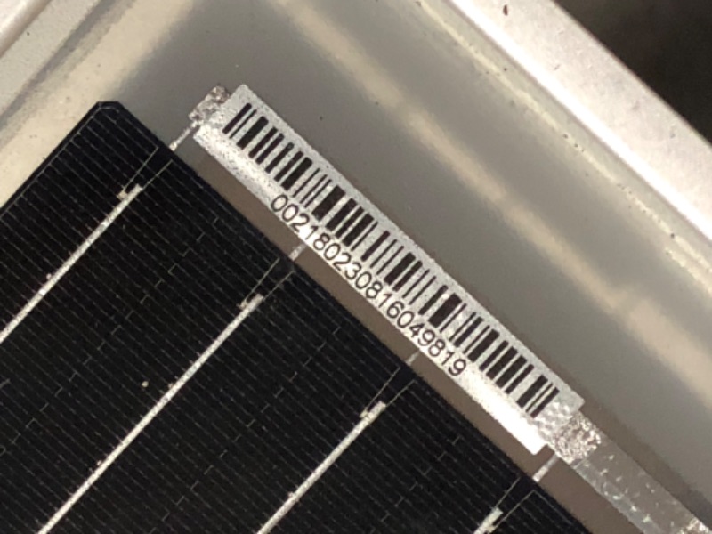 Photo 5 of ***USED - DAMAGED ON SIDE - SEE PICTURES - UNABLE TO TEST***
ECO-WORTHY Bifacial 195 Watt 12 Volt Solar Panel Monocrystalline Rigid High-Efficiency PV Module