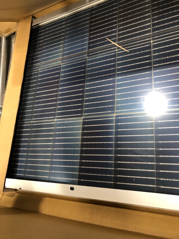Photo 1 of ***USED - DAMAGED ON SIDE - SEE PICTURES - UNABLE TO TEST***
ECO-WORTHY Bifacial 195 Watt 12 Volt Solar Panel Monocrystalline Rigid High-Efficiency PV Module