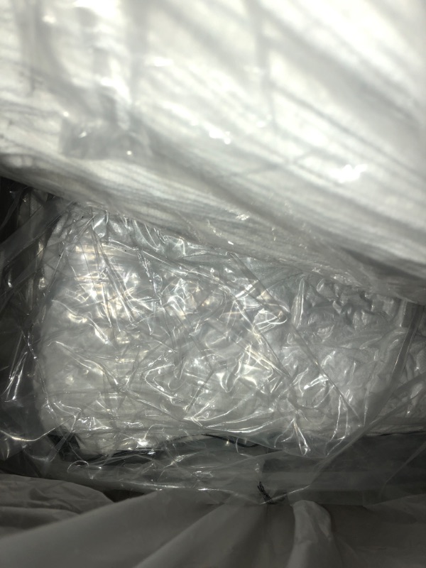 Photo 1 of 2 packs of towels 