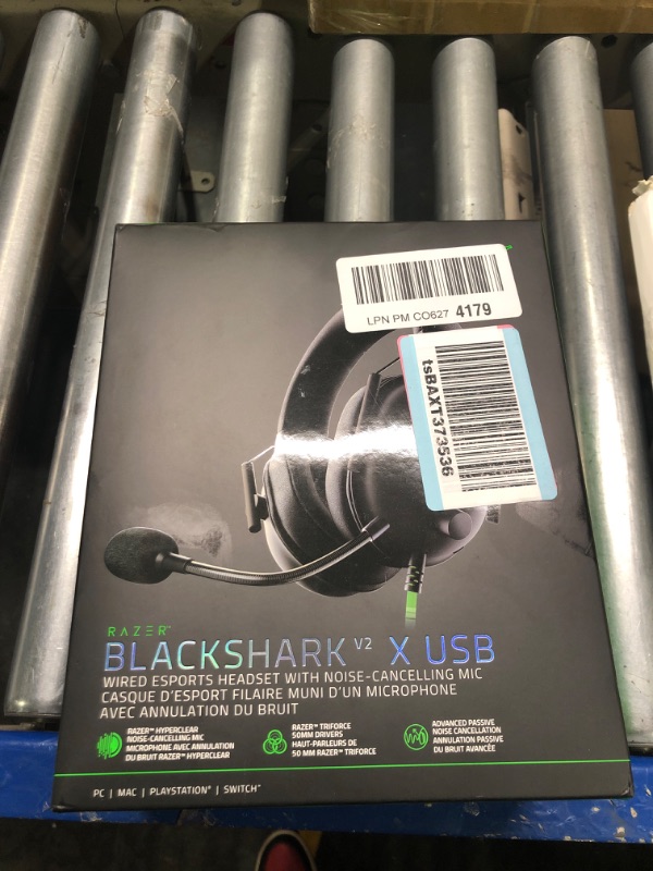 Photo 2 of Razer BlackShark V2 X USB Wired Esports Gaming Headset: 7.1 Surround Sound - 50mm Drivers - 240g Lightweight Build - Noise Cancelling Mic - Hybrid Memory Foam Cushions - Long Lasting Comfort - Black Classic Black USB