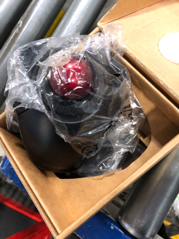 Photo 1 of Kensington Expert Wireless Trackball Mouse (K72359WW) Black, 3.5" x 6.1" x 8"
