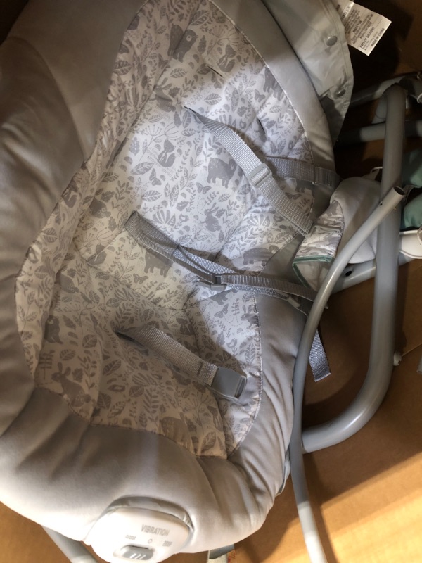 Photo 3 of Graco® Simple Sway™ Swing, Ivy
