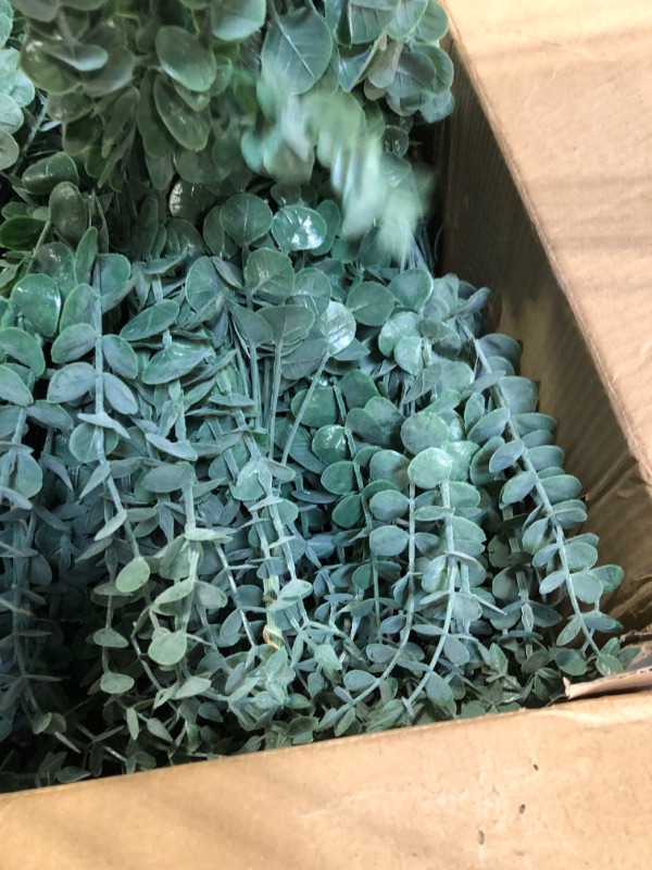 Photo 1 of 300 Pcs Eucalyptus Stems Faux Greenery Artificial Eucalyptus Leaves Eucalyptus Decor Greenery Stems Faux Greenery Branches for Wedding Centerpiece Flowers Bouquet Farmhouse Home Decor (Dark Green) 300 Dark Green