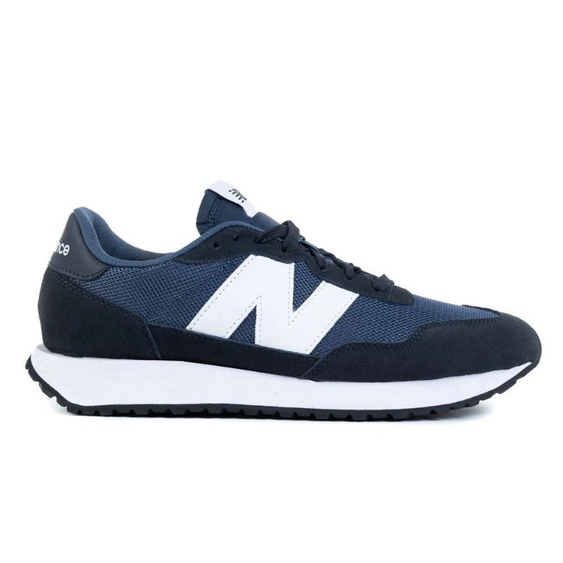 Photo 1 of New balance shoes navy blue 