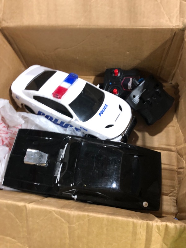 Photo 3 of Jada Fast & Furious Chase Twin Pack- Dom's Dodge Charger R/T & Dodge Charger SRT Hellcat, Police & Chase Car Rc, USB Charged, Black and White Standard