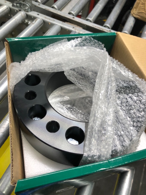 Photo 1 of YHTAUTO 8x6.5 Wheel Spacers 2 inch Fits Chevrolet, Hummer Models, Silverado, Express, C/K Series, H1, H2, 8x165.1mm Tire Spacers M14x1.5 & 12.9 Grade Studs, 117mm Hub Bore 8 Lug 2PCS Wheel Adapters