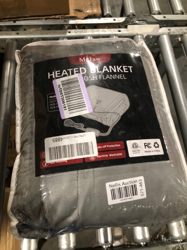 Photo 2 of **DOESNT TURN ON** Electric Blanket Heated 72"x84" Full Size Oversized Flannel Heated Blanket, ETL Certification Fast Heating with 4 Heating Levels &10 Hours Auto Off, Machine Washable-Grey Grey Full(72"*84")