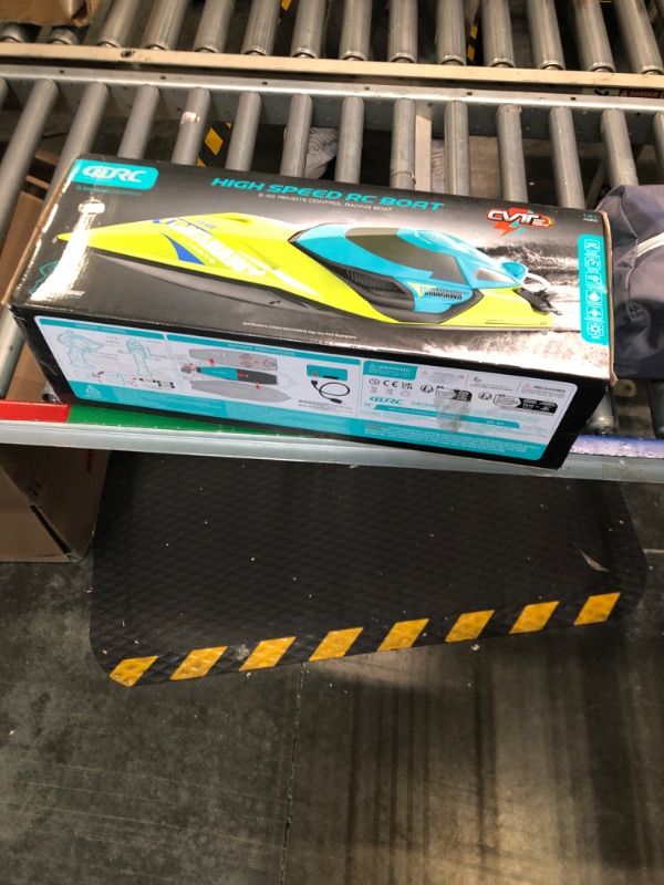 Photo 2 of 4DRC S2 High Speed RC Boats,30+ mph Fast Remote Control Boat for Pools and Lakes with LED Lights & 2 Batteries,Capsize Recovery, Low Battery Reminder,2.4Ghz Racing Speed Boats for Adults Kids