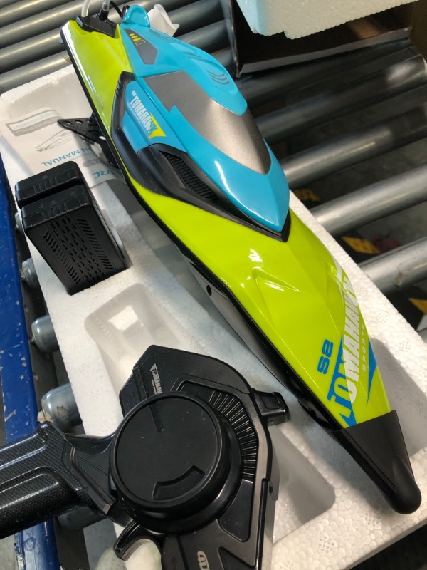 Photo 3 of 4DRC S2 High Speed RC Boats,30+ mph Fast Remote Control Boat for Pools and Lakes with LED Lights & 2 Batteries,Capsize Recovery, Low Battery Reminder,2.4Ghz Racing Speed Boats for Adults Kids
