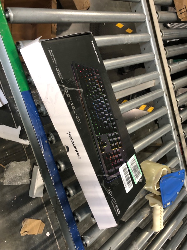 Photo 3 of TECWARE Spectre Pro, RGB Mechanical Keyboard, RGB LED (Outemu Brown)