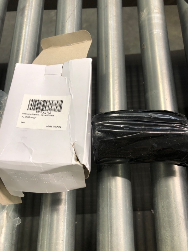 Photo 1 of Phomemo Thermal Labels, 4x6 Shipping Labels for Small Business (Pack of 100 4x6 Per Roll Labels) - Commercial Grade - Compatible with Rollo, Zebra, Phomemo and Other Direct Thermal Printers White 100pcs label 4x6 roll