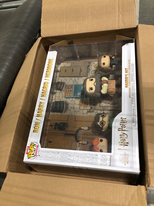 Photo 3 of Funko Pop! Moments Deluxe: Harry Potter - Hagrid's Hut, Ron, Harry, Hagrid, Hermione