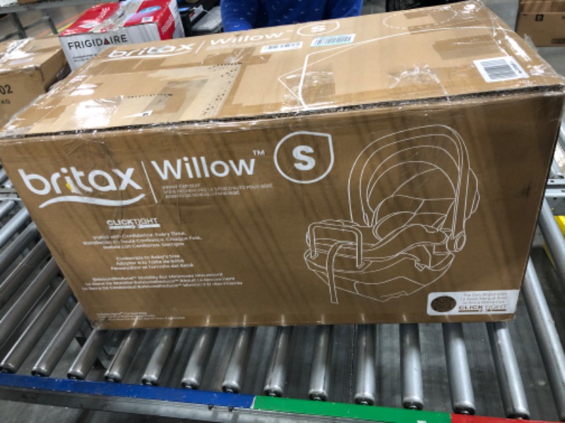 Photo 1 of Britax Willow S Infant Car Seat with Alpine Base, ClickTight Technology, Rear Facing Car Seat with RightSize System, Glacier Onyx