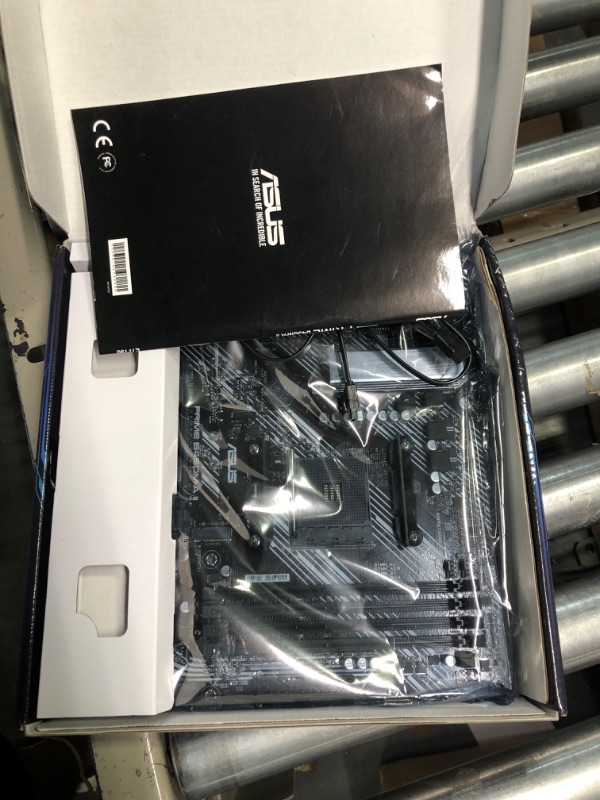 Photo 1 of ASUS Prime AMD B450 AM4 Micro ATX DDR4-SDRAM Motherboard