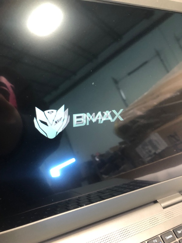 Photo 1 of BMAX X15 PLUS Laptop Windows 11 / 16GB LPDDR4 RAM+512GB SSD 15.6inch 1920×1080 FHD IPS Display / Intel N5095 CPU / 2.4GHz/5GHz Dual Band WiFi / Webcam and Built-in MIC