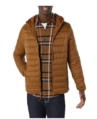 Photo 1 of Essentials Mens Lightweight Water-Resistant Packable Hooded Puffer Jacket Size M
