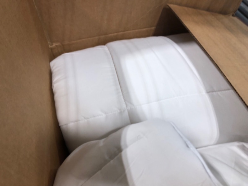 Photo 3 of 
Utopia Bedding Comforter - All Season California King Comforter - White Cal King Comforter - Plush Siliconized Fiberfill - Box Stitched
