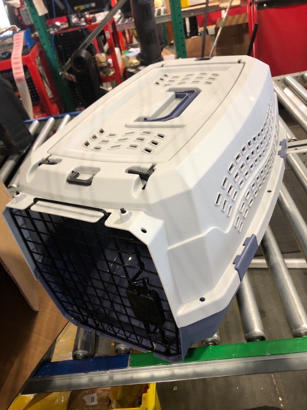 Photo 1 of Amazon Basics Two-Door Top-Load Hard-Sided Pet Travel Carrier Two-Door Top-Load 23-Inch