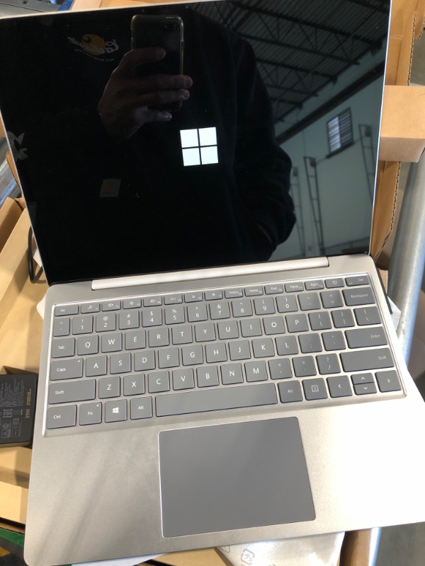 Photo 4 of Microsoft Surface Laptop Go 12.4-inch Touchscreen Intel Core i5-1035G1 4GB 64GB eMMC Win 10 S Mode Windows 10