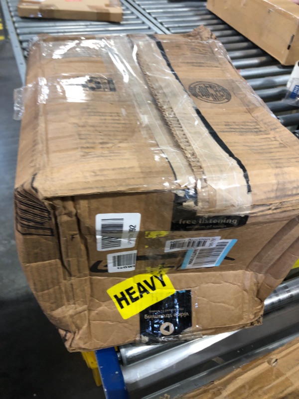 Photo 1 of Hammermill Printer Paper, Premium Laser Print 24 lb, 8.5 x 11-5 Ream (2,500 Sheets) - 98 Bright, Made in the USA, 104640C 5 Ream | 2500 Sheets Letter (8.5x11)