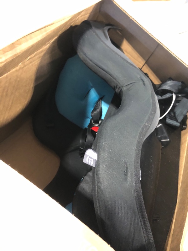 Photo 2 of Evenflo Tribute LX Convertible Car Seat (Neptune)