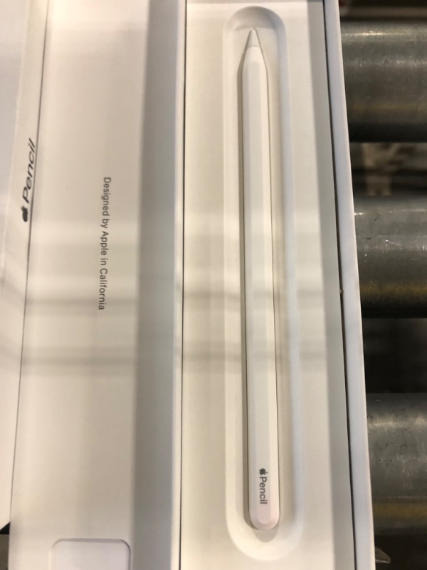 Photo 2 of Apple Pencil (2nd Generation)