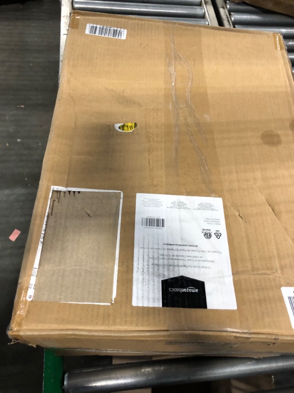 Photo 1 of Amazon Basics 15-Sheet Cross-Cut Paper, CD Credit Card Office Shredder 15 Sheet - original model Shredder
