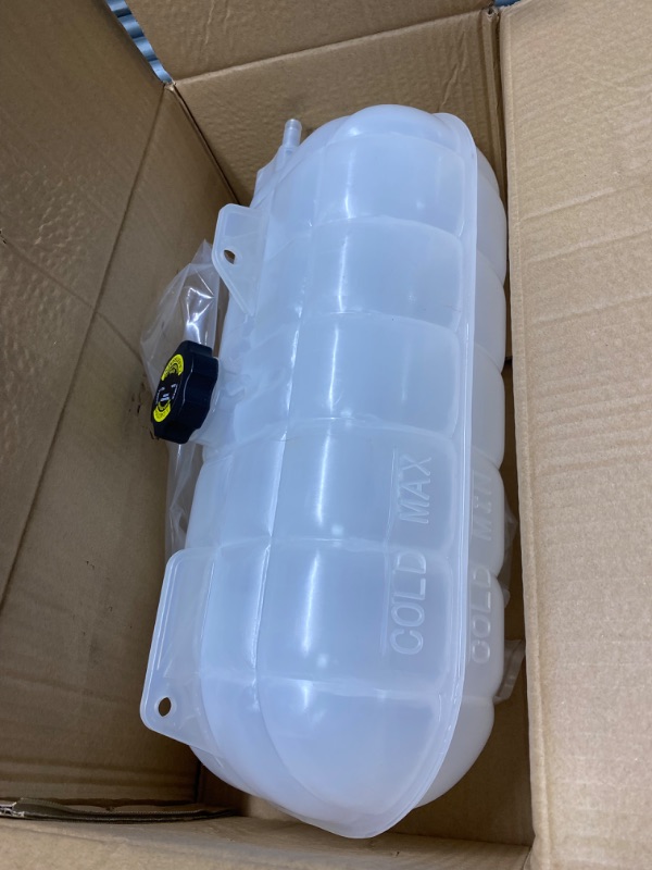 Photo 3 of BUSIDN Engine Coolant Reservoir 603-5201 Front Coolant Reservoir Bottle Tank & Cap Replacement for 2004-2009 Freightliner Century Columbia