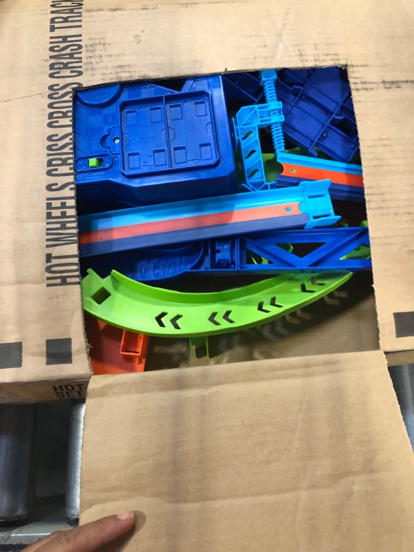 Photo 3 of Hot Wheels Track Set with 1:64 Scale Toy Car, 4 Intersections for Crashing, Powered by a Motorized Booster, Criss-Cross Crash Track (Amazon Exclusive)
