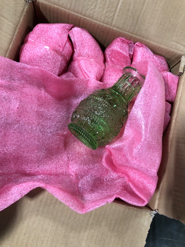 Photo 1 of 20 Pcs Glass Bud Vase Set Small Vases for Flowers Vintage Flower Vase in Bulk Cute Glass Vases for Centerpieces Rustic Decorative Glass Vase for Wedding Table Home Christmas Decoration (Grass Green)