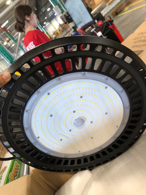 Photo 4 of 300W UFO LED High Bay Light 6500K 0-10V Dimmable ETL Listed LED Warehouse Light, 300 watt UFO LED Light Fixtures
