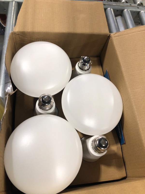 Photo 3 of **damaged box** Sunco Lighting BR40 LED Light Bulbs, Indoor Flood Light, Dimmable, 6000K Daylight Deluxe, 100W Equivalent 17W, 1400 LM, E26 Base, Recessed Can Light, High Lumen, Flicker-Free - UL 6 Pack 6000k Daylight Deluxe 6 Count (Pack of 1)