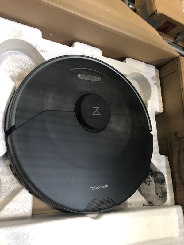 Photo 4 of S7MaxV Ultra Wi-Fi Connected Robot Vacuum and Sonic Mop with Empty Wash Fill Dock