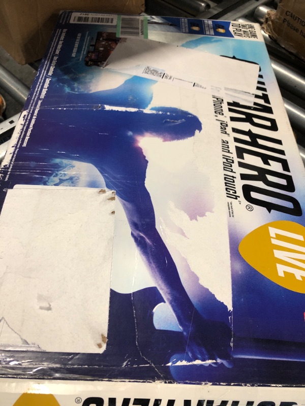 Photo 1 of Guitar Hero Live - iOS Tablet Guitar Bundle