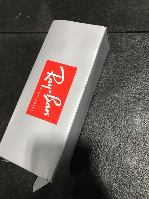Photo 1 of Authentic Ray-ban Justin RB 4165 622/T3 55mm Rubber Black/Grey Gradient Polarized
