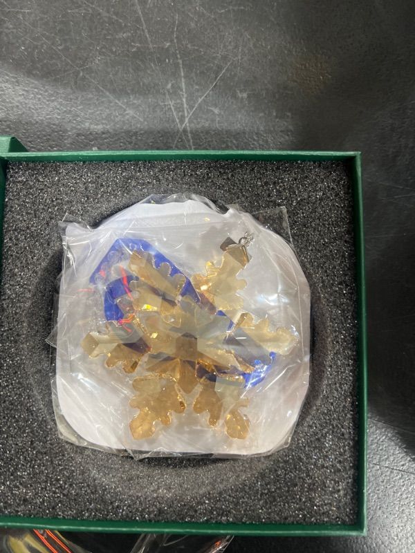 Photo 1 of 2023 New Annual Christmas Ornaments Crystal Snowflake Star - Christmas Tree Ornaments Pendant Crystal Sun Catcher Home Hanging Decor Champagne