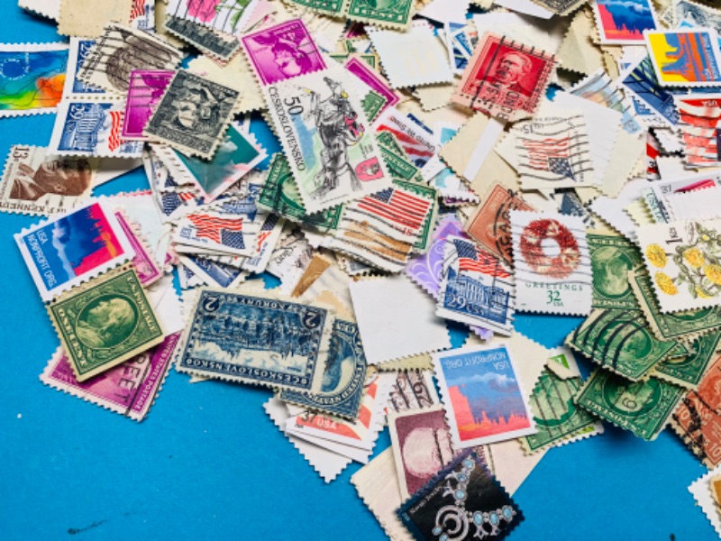 Photo 4 of 150051… 1000+ used stamps 