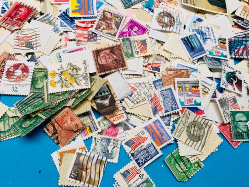 Photo 3 of 150051… 1000+ used stamps 