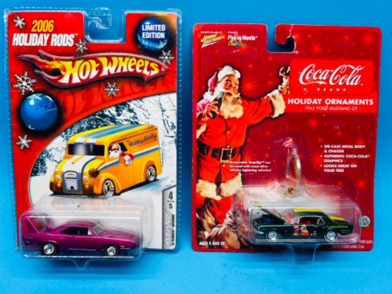 Photo 1 of 150103…  2,die cast holiday rods 