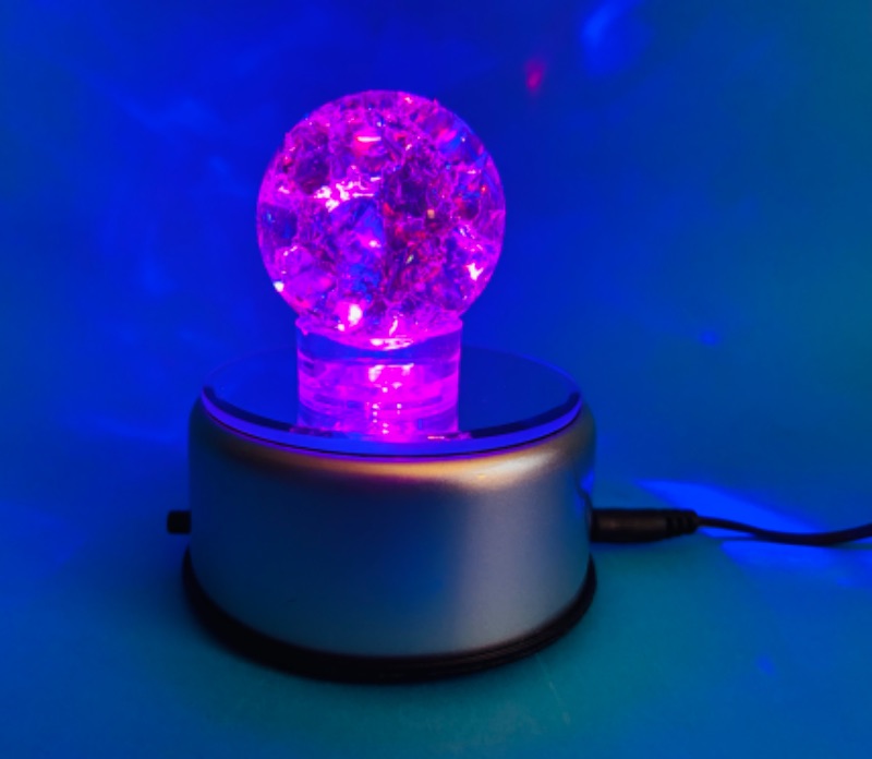 Photo 5 of 150186…small crackled rock on light up rotating stand 