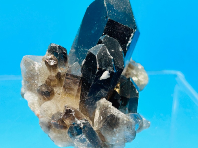 Photo 4 of 150200…2.5 inch smokey quartz rock 