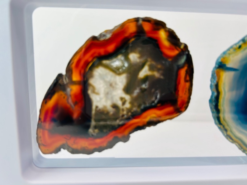 Photo 4 of 150220…3 agate slices in 9 x 4” display stand 