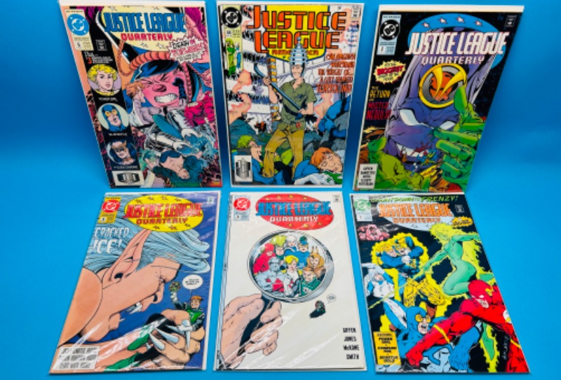 Photo 1 of 150326…6 older justice league comics in plastic sleeves 