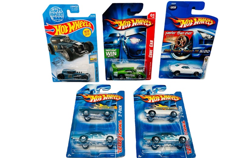 Photo 1 of 150402…7 hot wheels die cast cars 