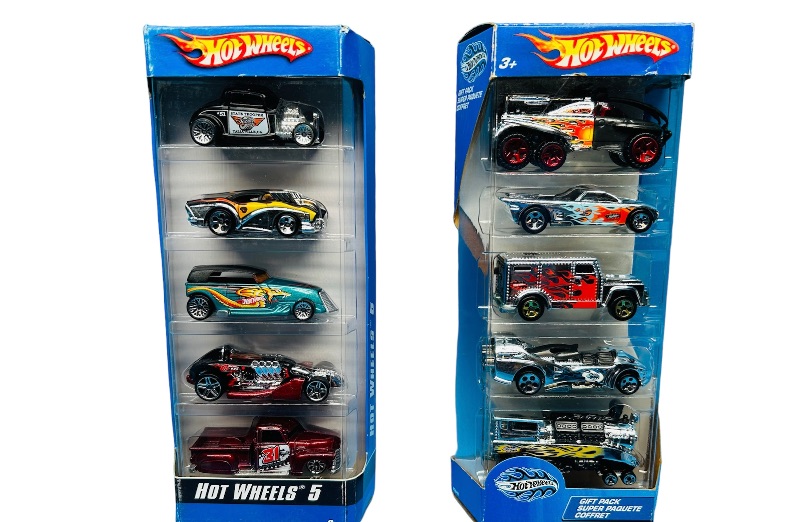Photo 1 of 150409…10 hot wheels  die cast cars 