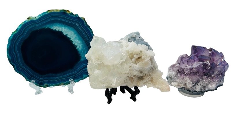 Photo 1 of 150420…agate slice, amethyst, and apophyllite rocks on stands 3-5” each 