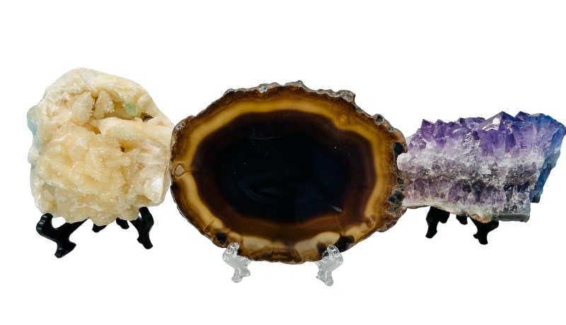 Photo 1 of 150422…agate slice, amethyst, and stilbite rocks on stands 3-5” each
