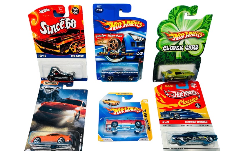 Photo 1 of 150704… 6 hot wheels die cast cars