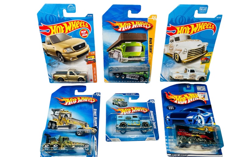 Photo 1 of 150714…6 hot wheels die cast cars