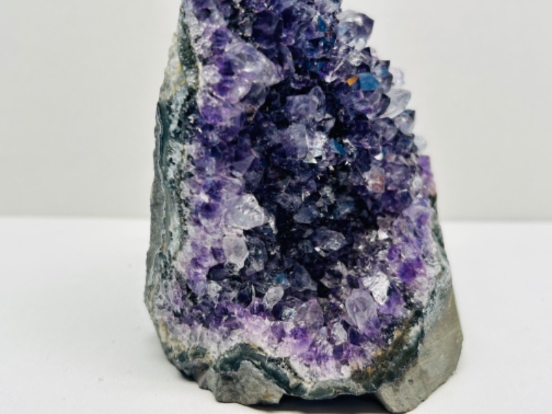 Photo 3 of 150751…4” amethyst crystal geode 